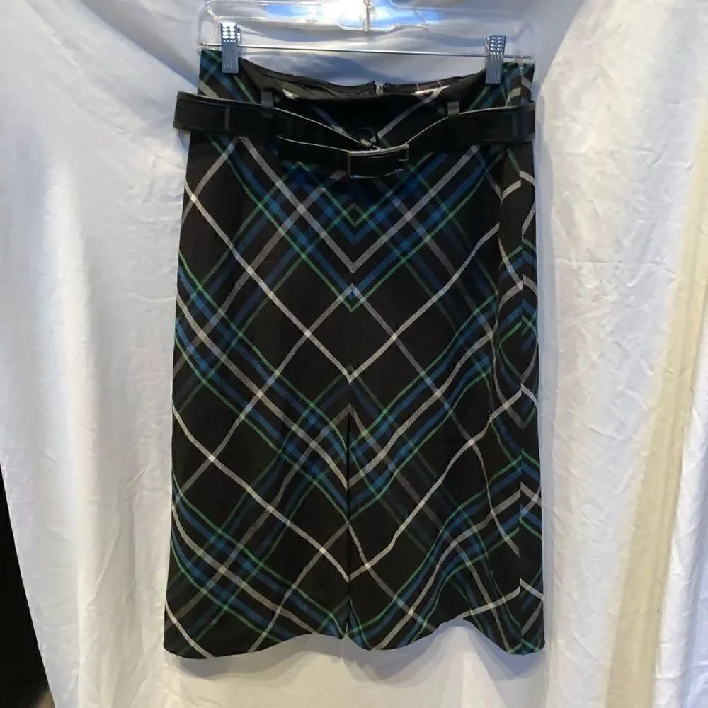 Nine and Company Skirt Petite 8P Black with geometric design